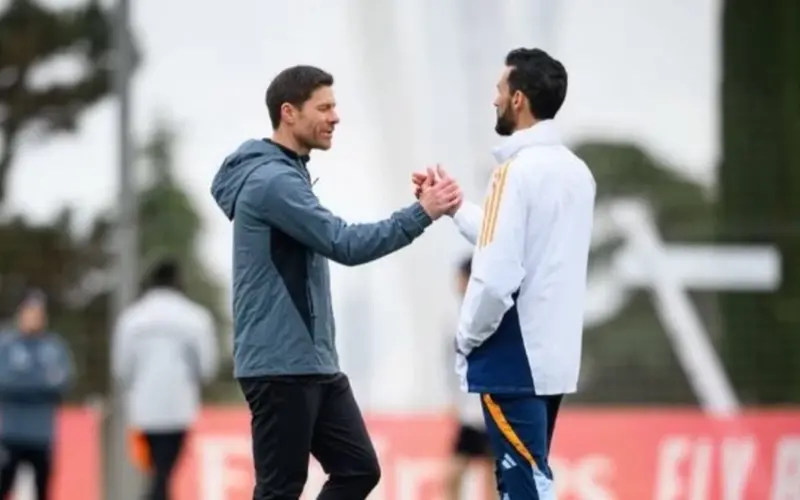 رأي لاعبي ريال مدريد في استمرار أربيلوا بعد توديع دوري أبطال أوروبا